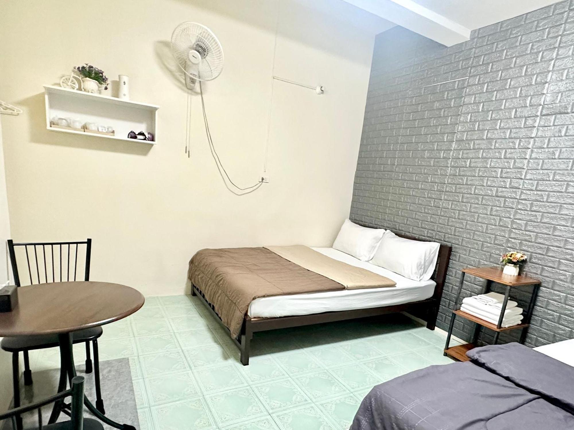 Pd Hostel *